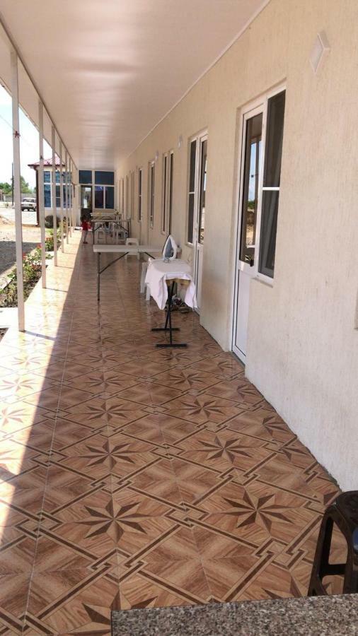 Ainar Hotel Gagra Exterior photo